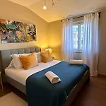 Hugo Apartment