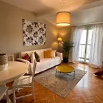 Hugo Apartment